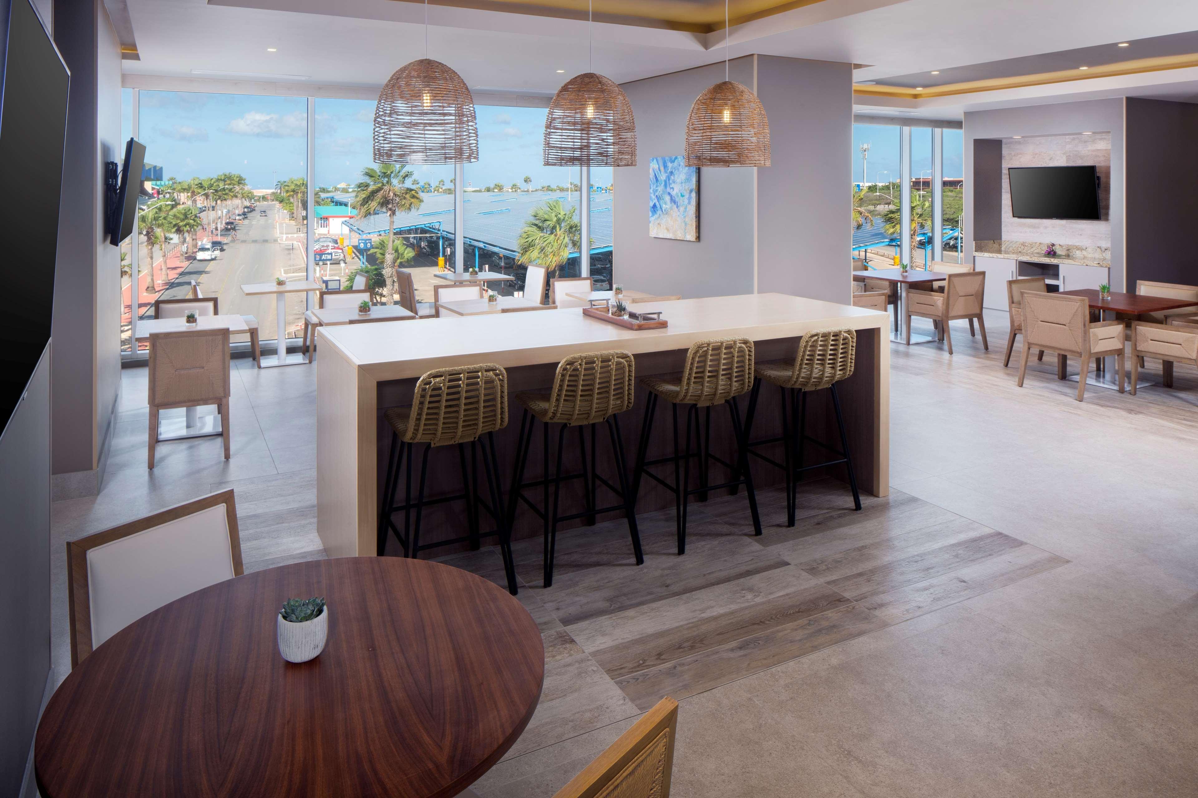 Hyatt Place Aruba Airport Oranjestad Exterior photo
